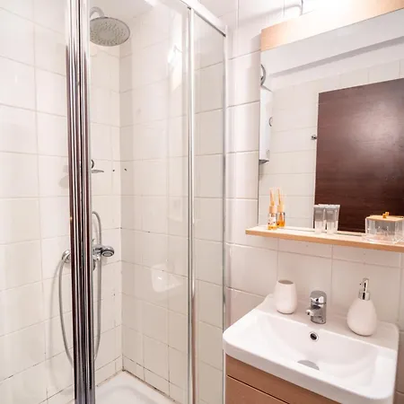 Old Tsimiski Boutique Msliving Daire