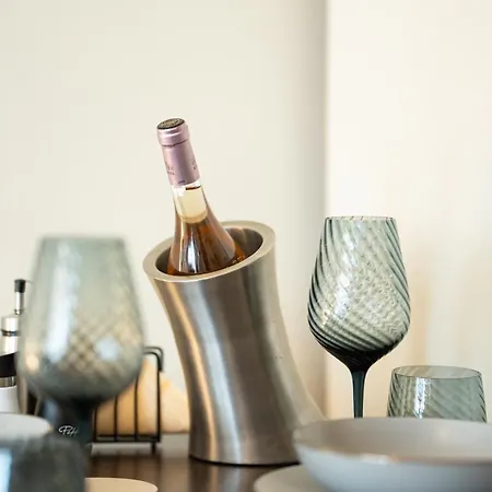 Old Tsimiski Boutique Msliving *