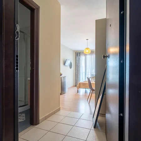 Old Tsimiski Boutique Msliving アパート *